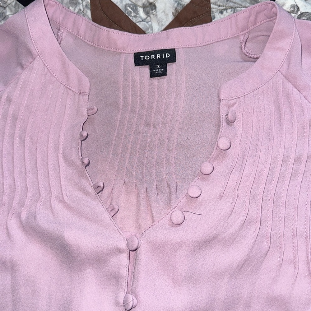 Torrid. Women’s blouse. 3x - Picture 2 of 10